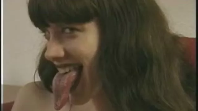 有趣的奴隶，散步后-1080p 丁字裤的色情照片