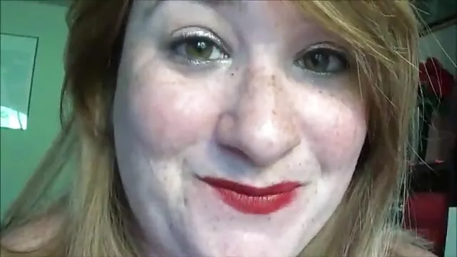 肏你妈屄！. 妇女裸体的照片