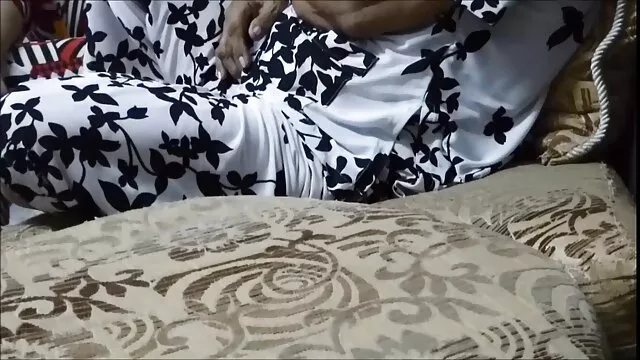 种,性别是深红色,性别劳伦*菲利普斯 脂肪裸体的妇女