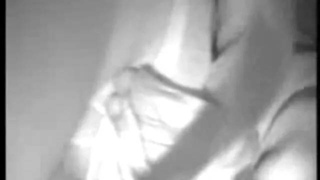 第一个去11。 裸体的黑色情 B部分